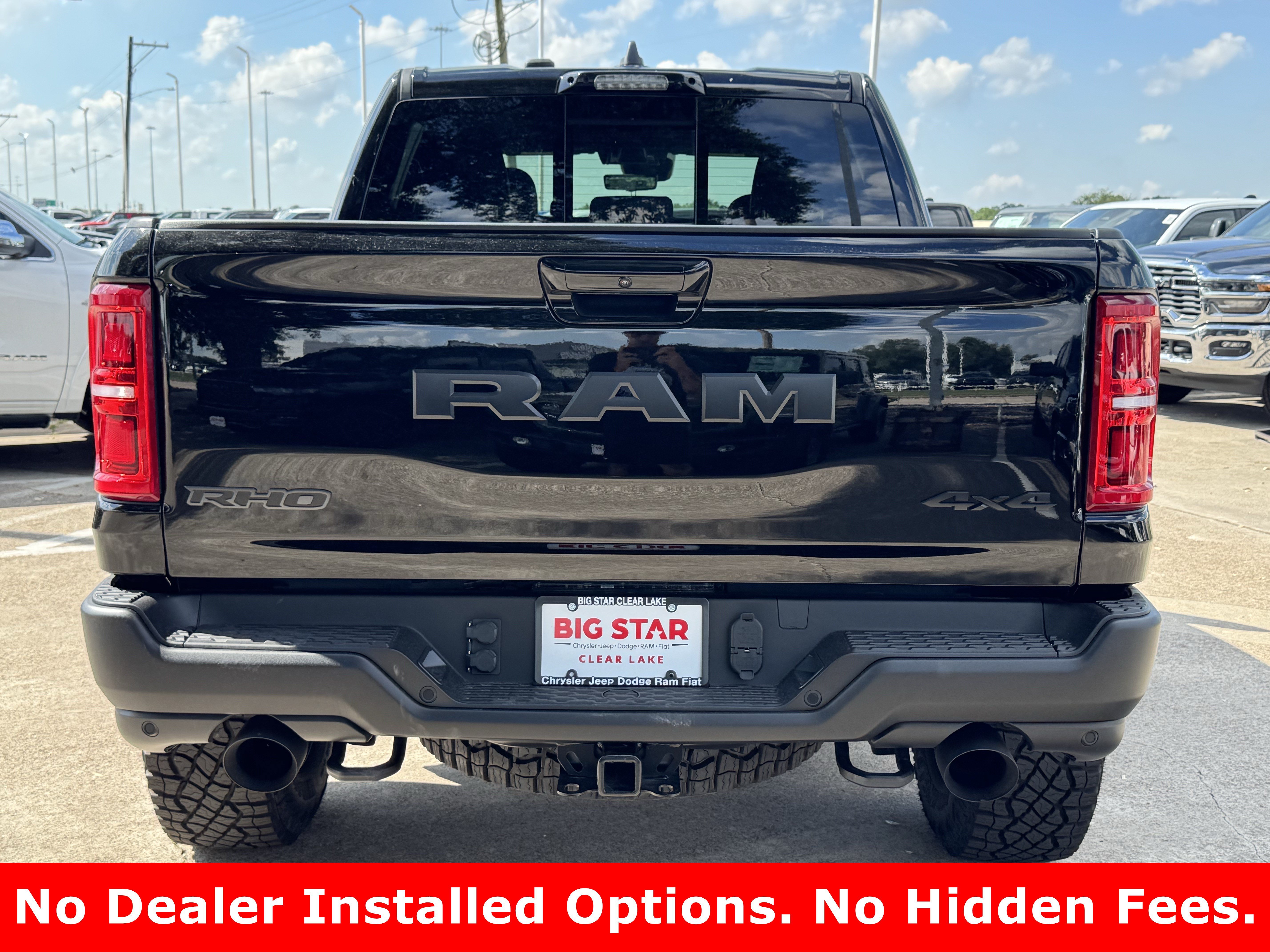 New 2026 Diamond Black Crystal Pearl-Coat Exterior Paint RAM RHO image 8