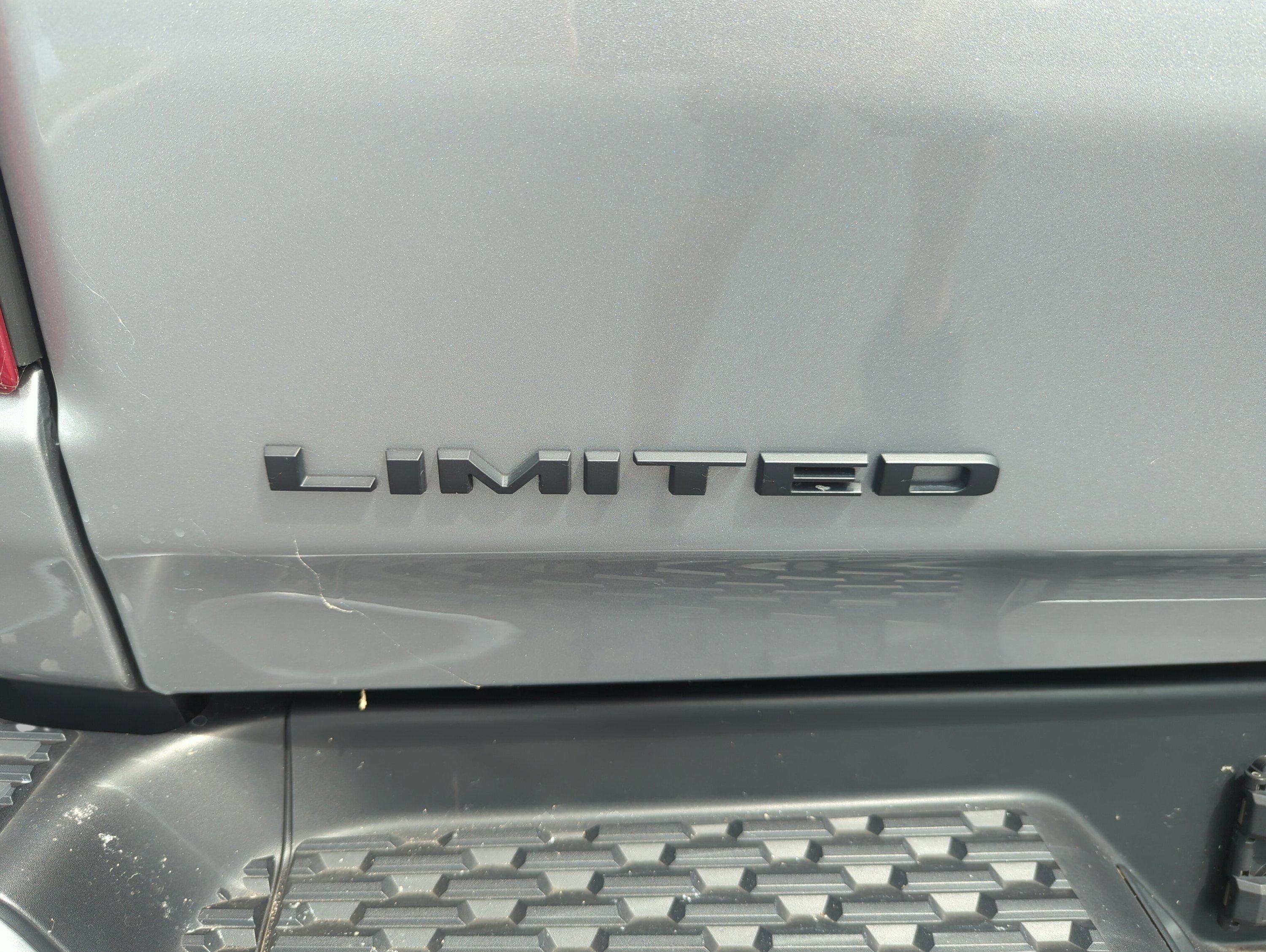 Used 2025 Billet Silver Metallic Clearcoat Ram Limited image 40