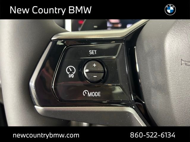 New 2027 Black Sapphire Metallic BMW 550e xDrive image 15