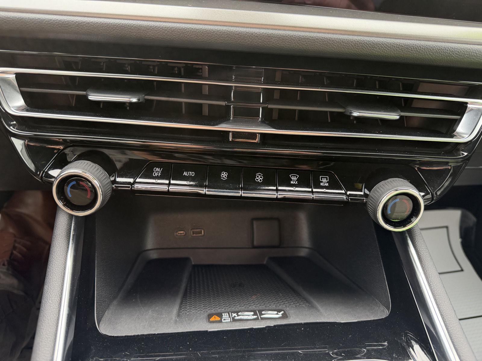 2024 Chevrolet Traverse 2LT - Photo 20