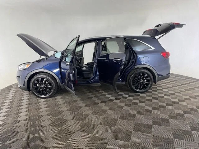 Used 2020 Blue Kia EX image 11