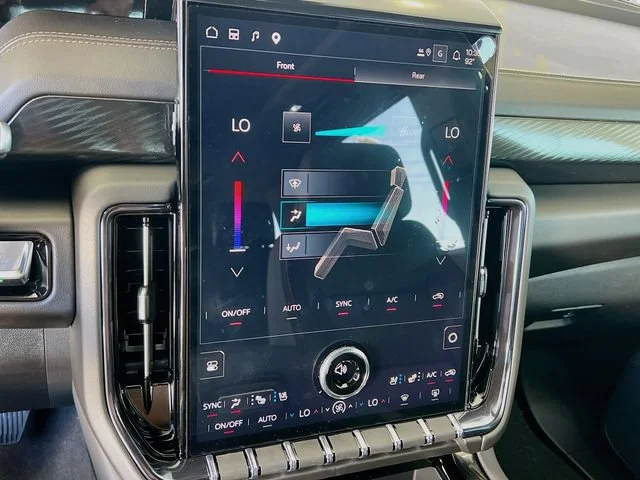 2026 GMC Yukon XL AT4 - Photo 11