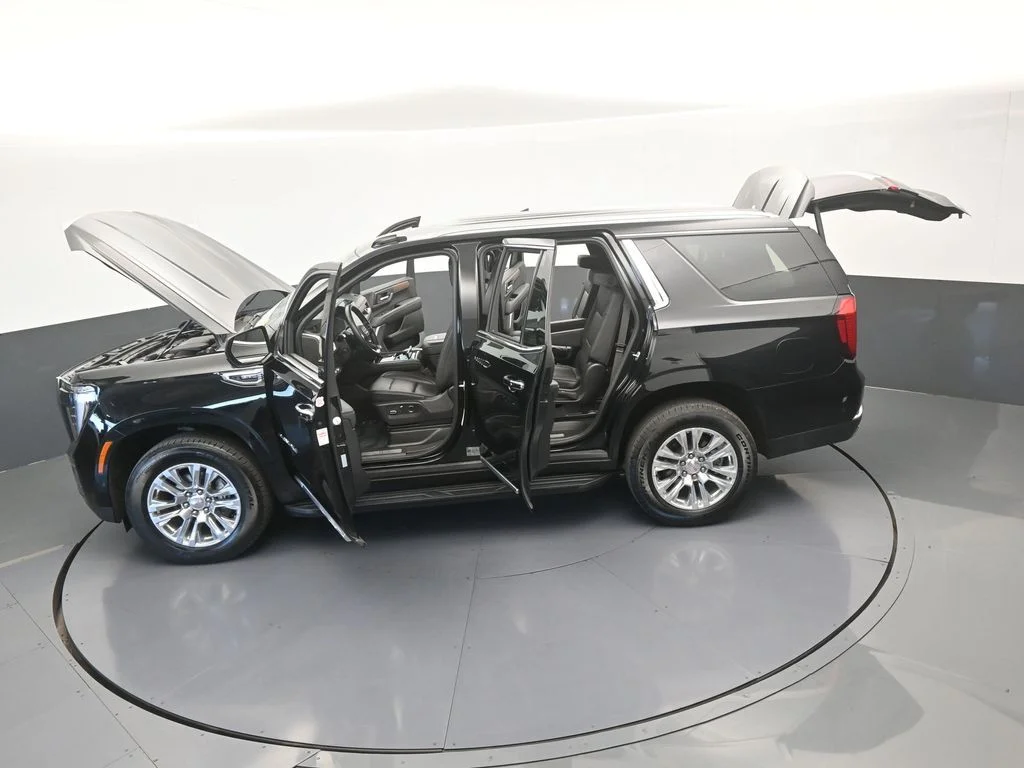 2025 GMC Yukon Denali - Photo 72