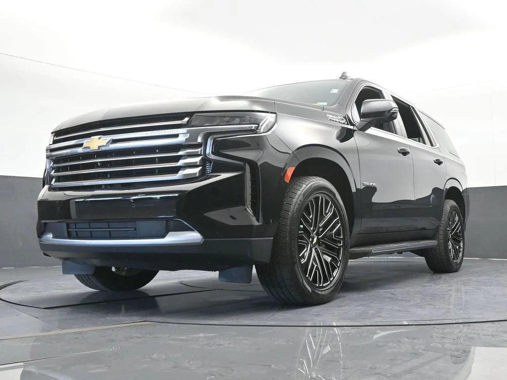Used 2021 Black Chevrolet High Country image 68