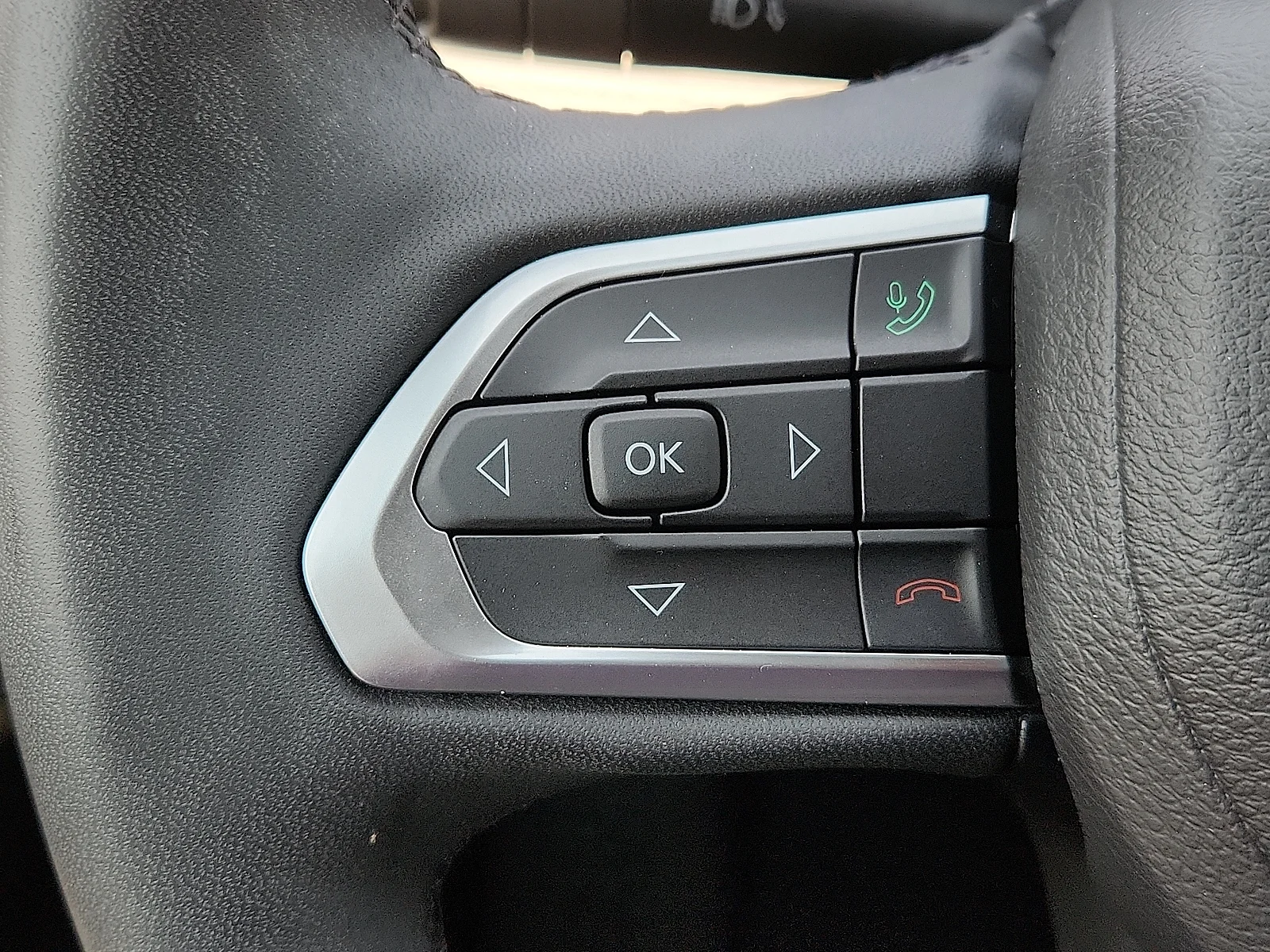 2025 Jeep Compass Limited - Photo 16