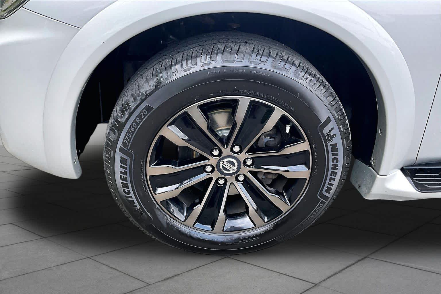 Used 2019 Brilliant Silver Metallic Nissan Platinum image 10