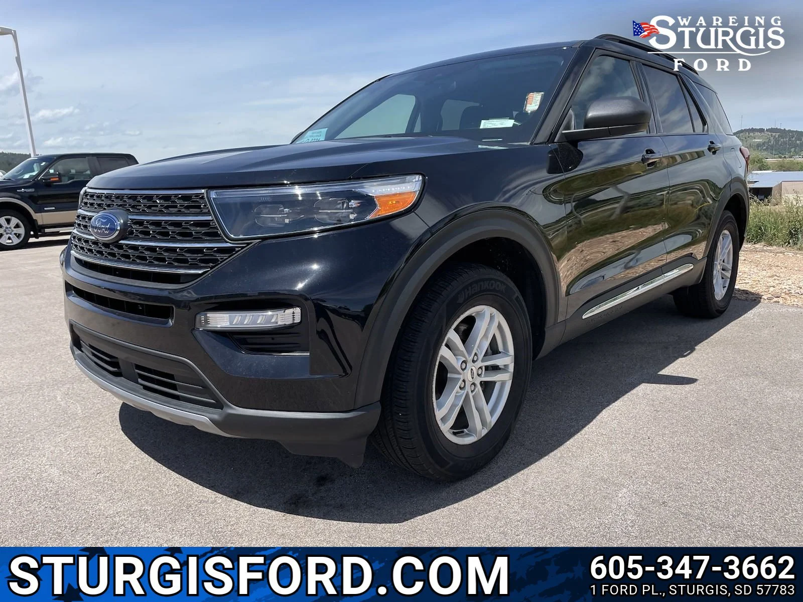 2022 Ford Explorer XLT 4WD's photo