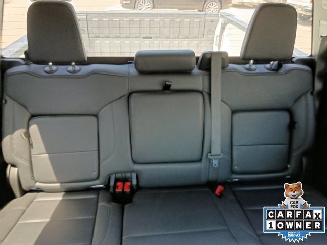 Used 2025 Summit White GMC SLT image 5