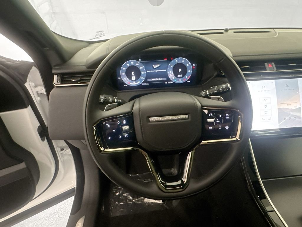 New 2026 Fuji White Land Rover Dynamic SE image 11