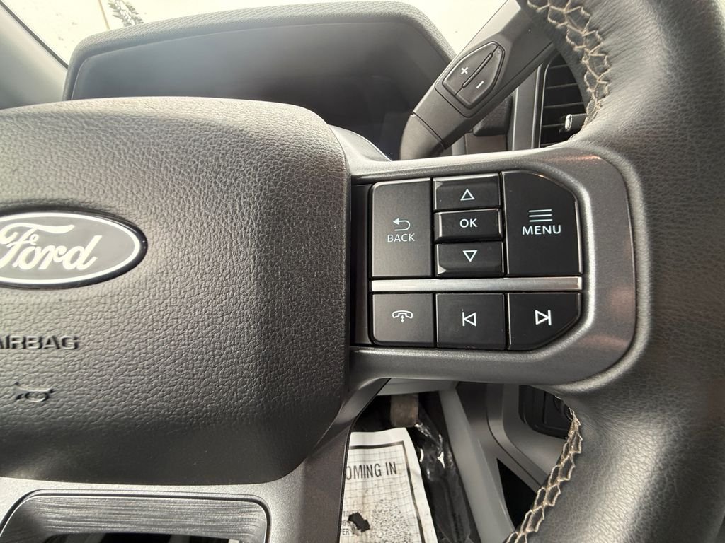 Used 2025 Silver Ford XLT image 23