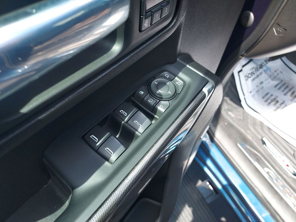 Used 2022 Blue GMC AT4 image 11