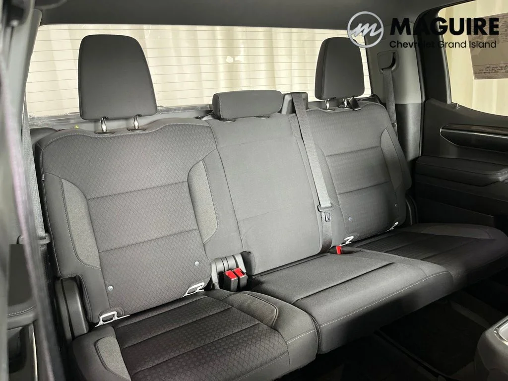 Used 2023 White Chevrolet RST image 30