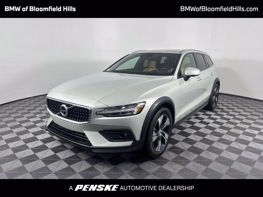 2020 Volvo V60 Cross Country