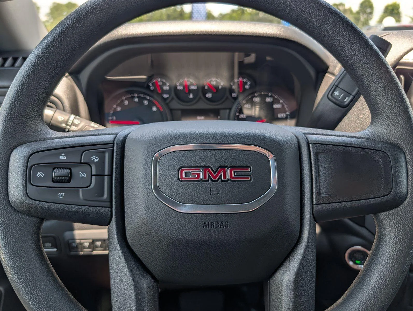 New 2026 Summit White GMC Pro image 23