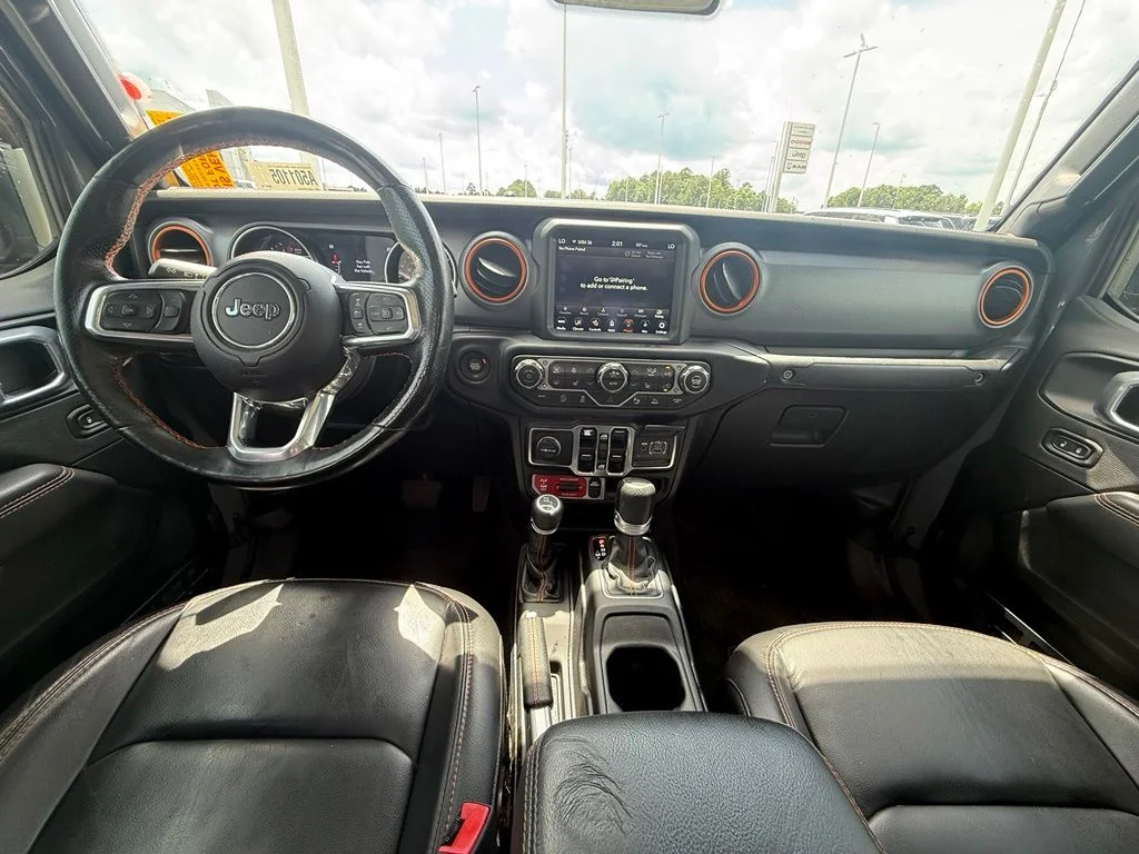 Used 2021 Gray Jeep Mojave image 7