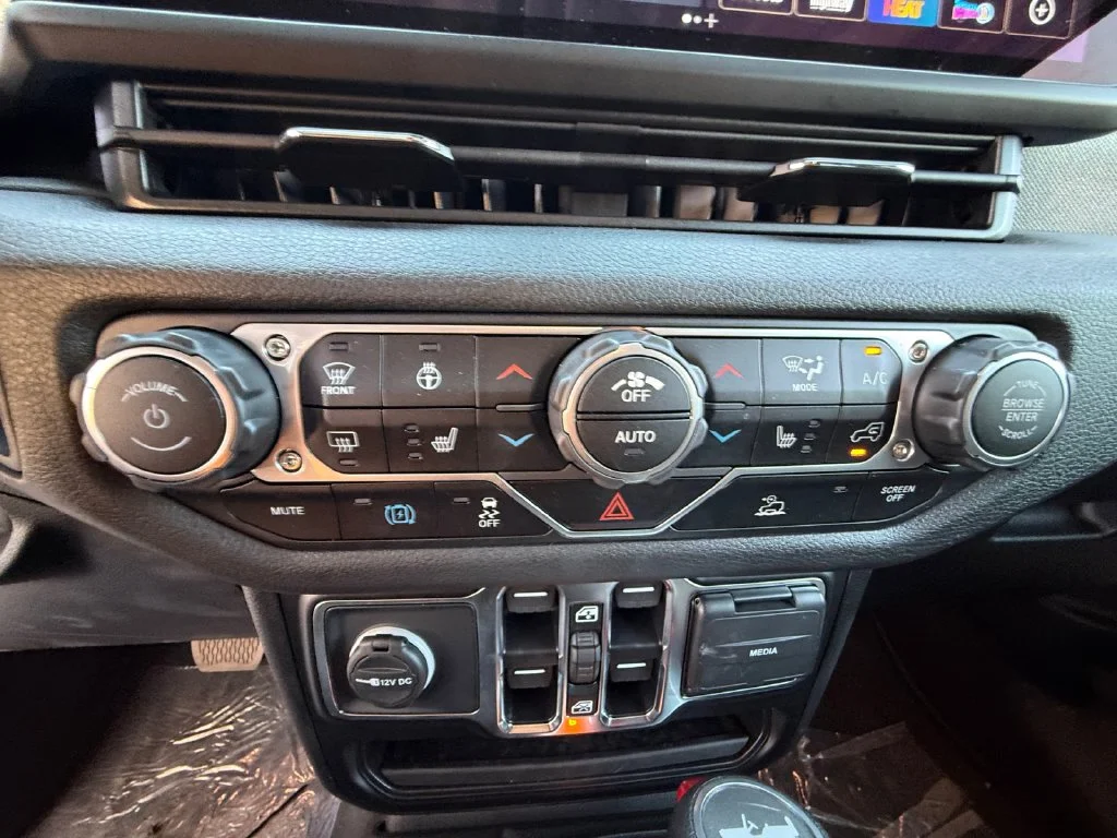 New 2025 White Jeep Sport S 4xe image 20