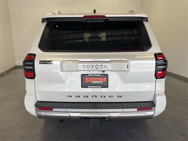 Certified Used 2025 WIND CHILL PEARL Toyota  image 16