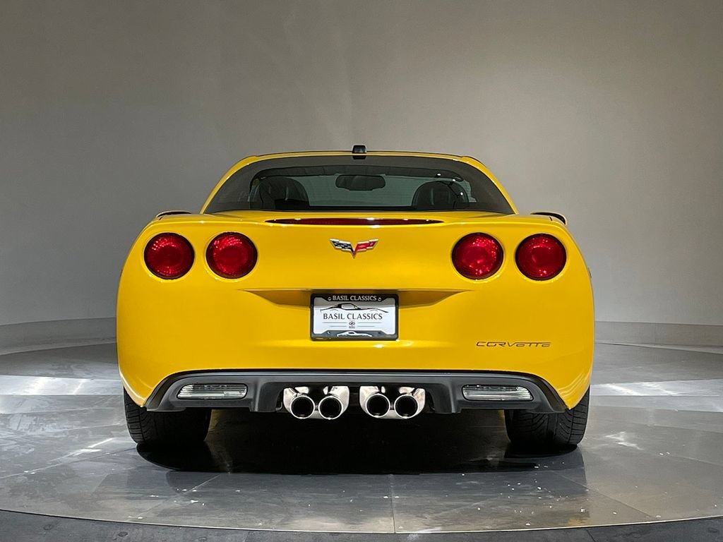 Used 2005 Millenium Yellow Chevrolet BASE image 8