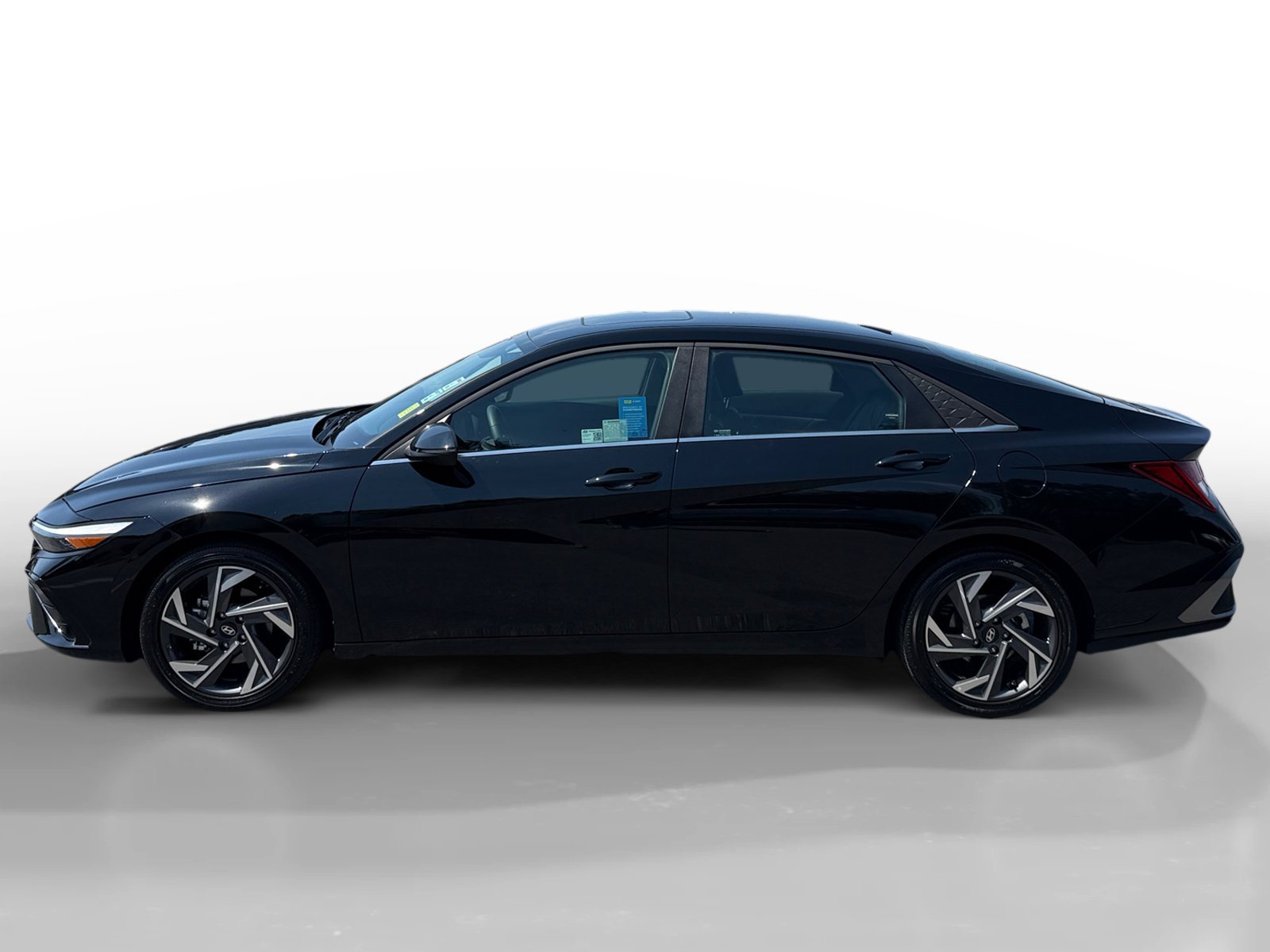 Certified Used 2025 Abyss Black Hyundai Limited image 2
