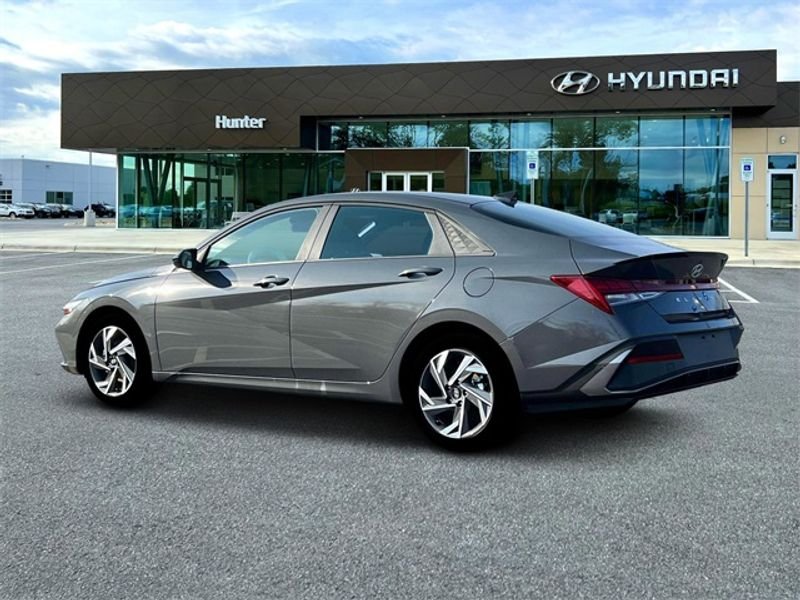 Certified Used 2025 Ecotronic Gray Hyundai SEL Sport image 4