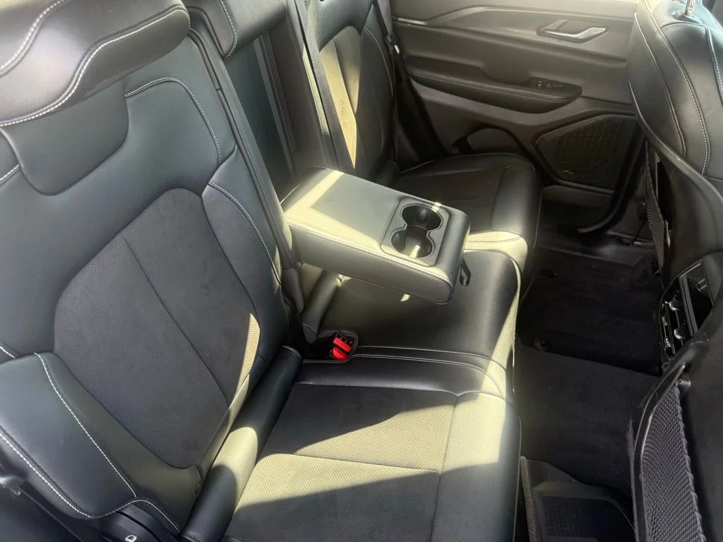 Used 2024 Silver Jeep Altitude X image 47