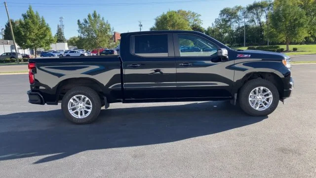 2023 Chevrolet Silverado 1500 RST - Photo 9