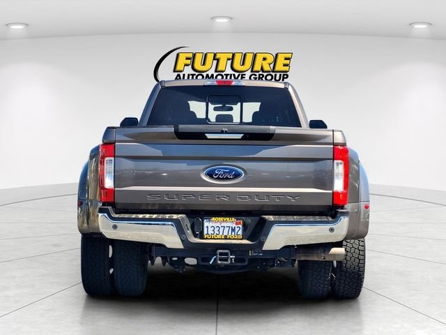 Used 2018 Gray Ford Lariat image 5
