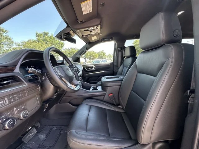 Used 2023 Gray Chevrolet Z71 image 24