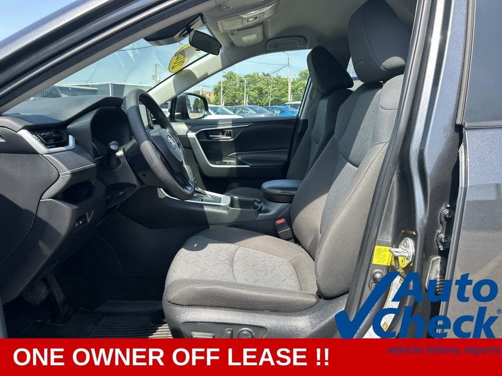Used 2022 Gray Toyota XLE image 16
