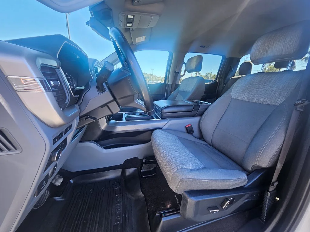 Certified Used 2021 Silver Ford XLT image 4