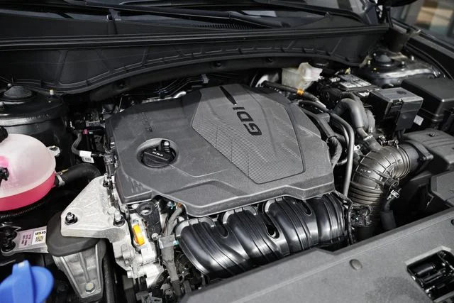 Used 2025 Phantom Black Hyundai XRT image 30