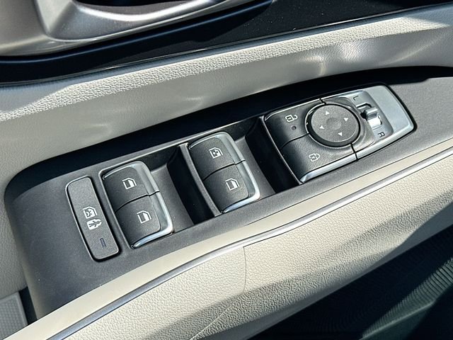 New 2026 Glacial White Pearl Kia S image 17