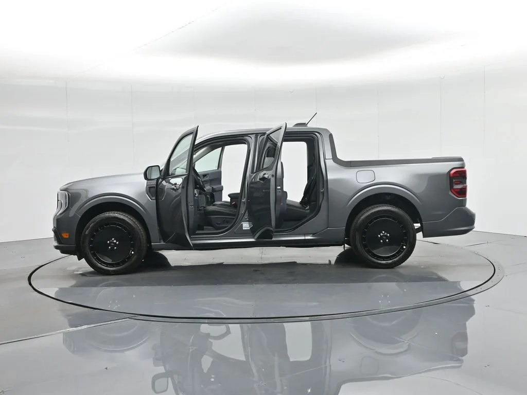 New 2025 Carbonized Gray Metallic Ford Lobo Standard image 34