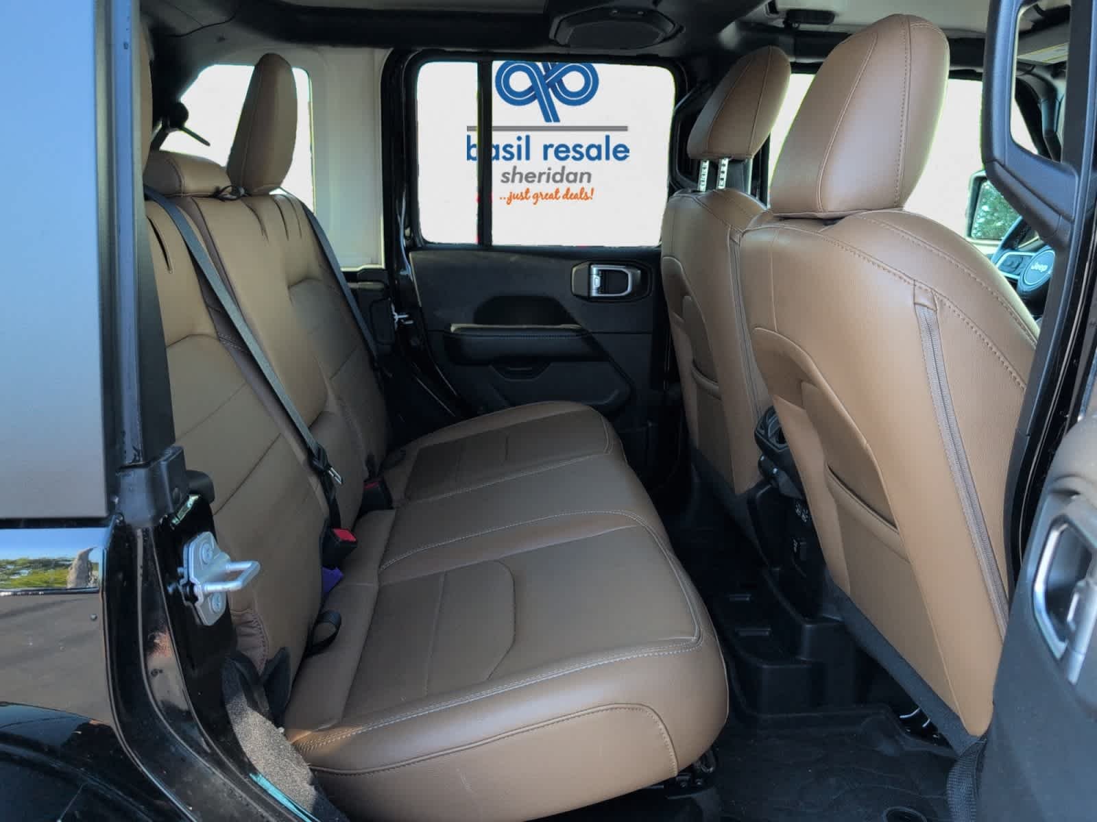 Used 2023 Black Clearcoat Jeep Sahara image 23