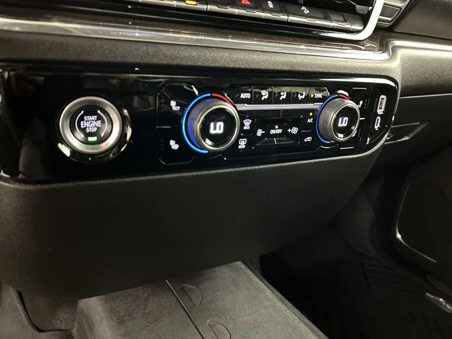 Used 2023 Gray Chevrolet LT image 18