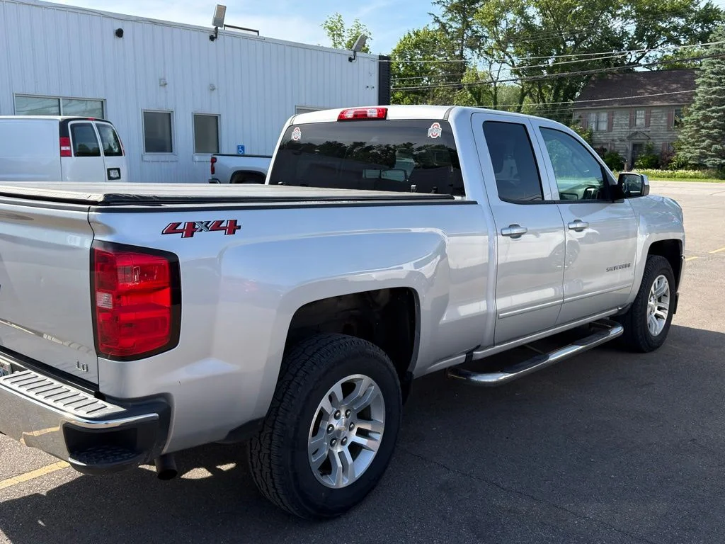 Used 2019 Silver Chevrolet LT image 5