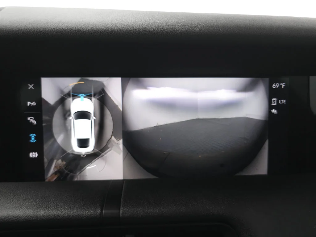 Used 2022 Volcano Grey Metallic Porsche Base image 23