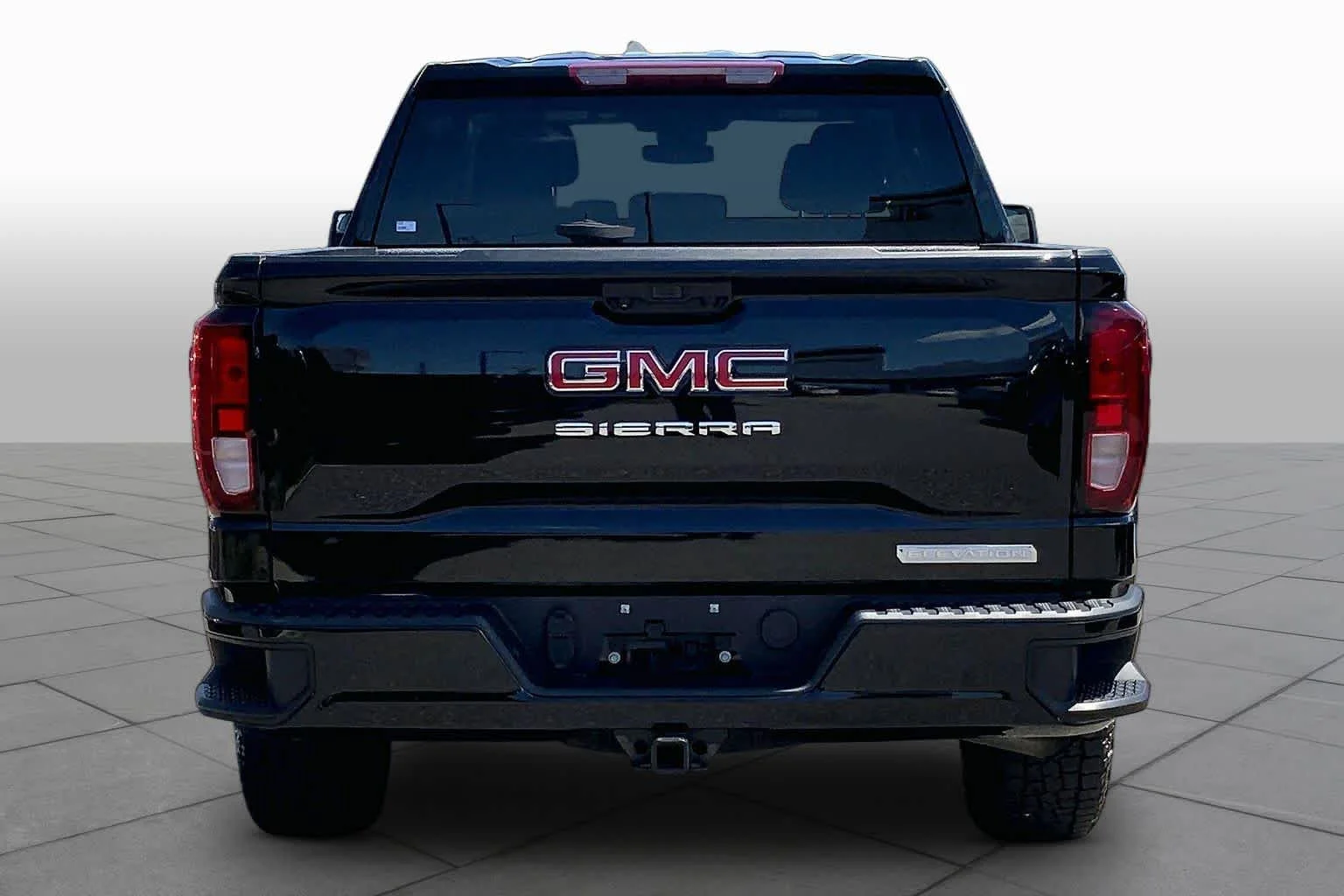 Used 2023 Onyx Black GMC Elevation image 5