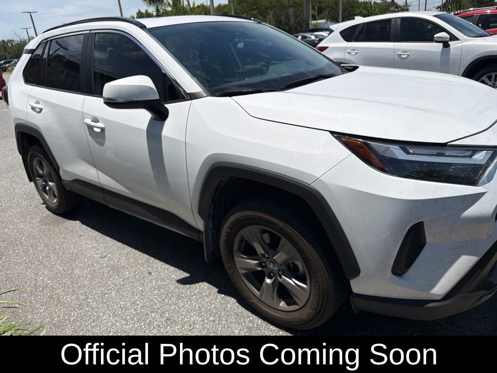 Used 2024 White Toyota XLE image 1