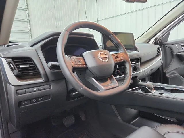 Used 2026 Gray Nissan Platinum image 18