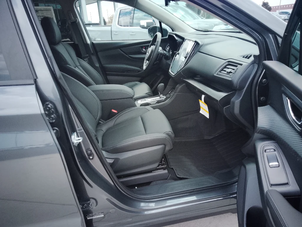 New 2026 MAGNETITE GRAY METALLIC Subaru Premium 7-Passenger image 17
