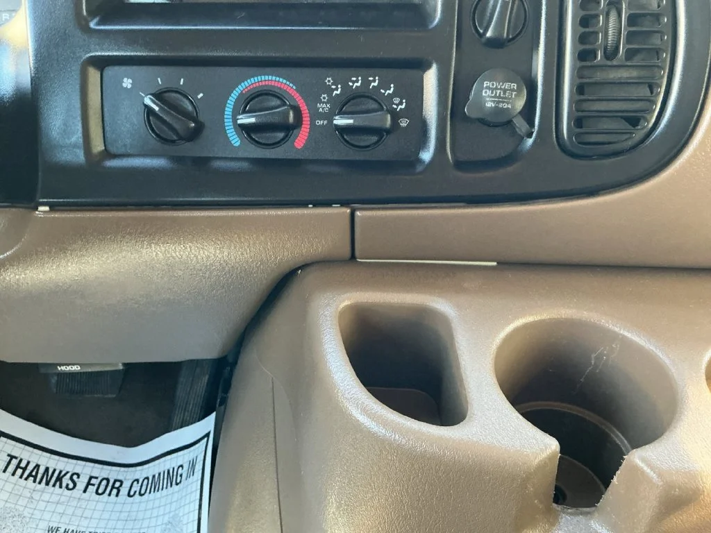 Used 2000 White Dodge Base image 15
