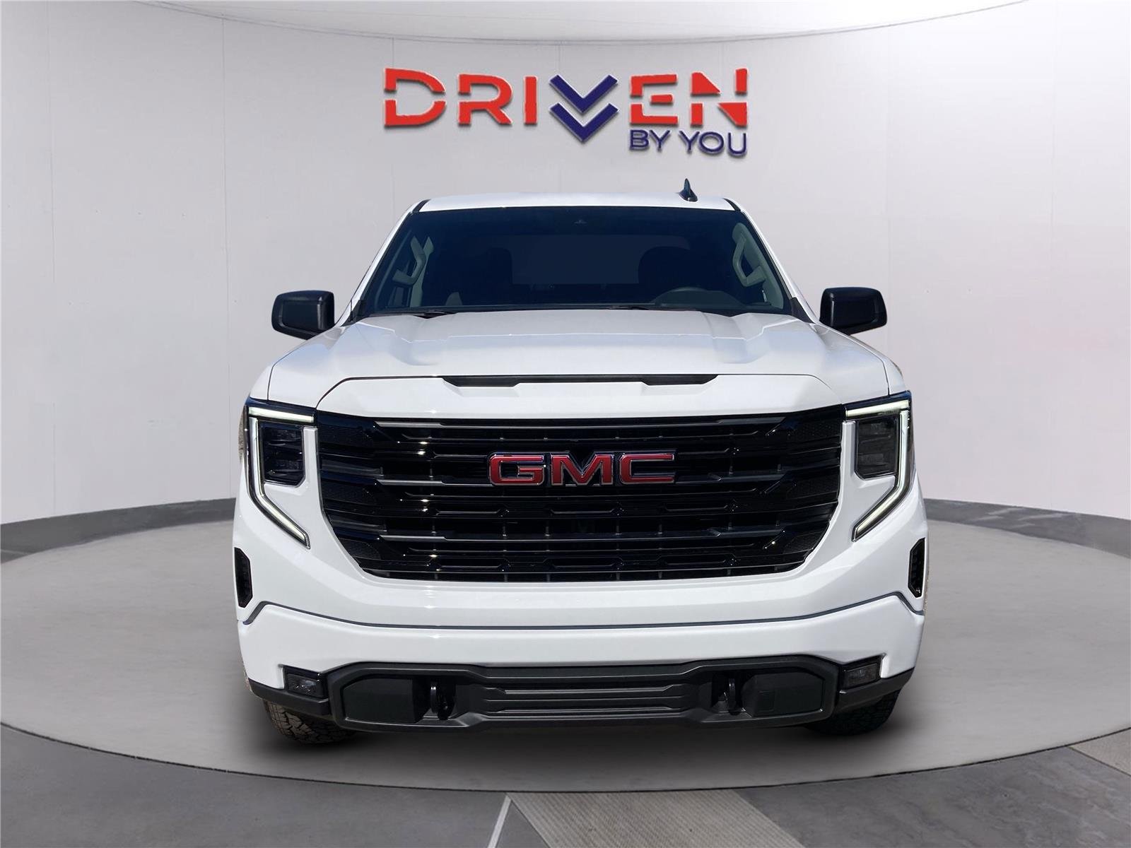 New 2026 Summit White GMC Elevation image 9