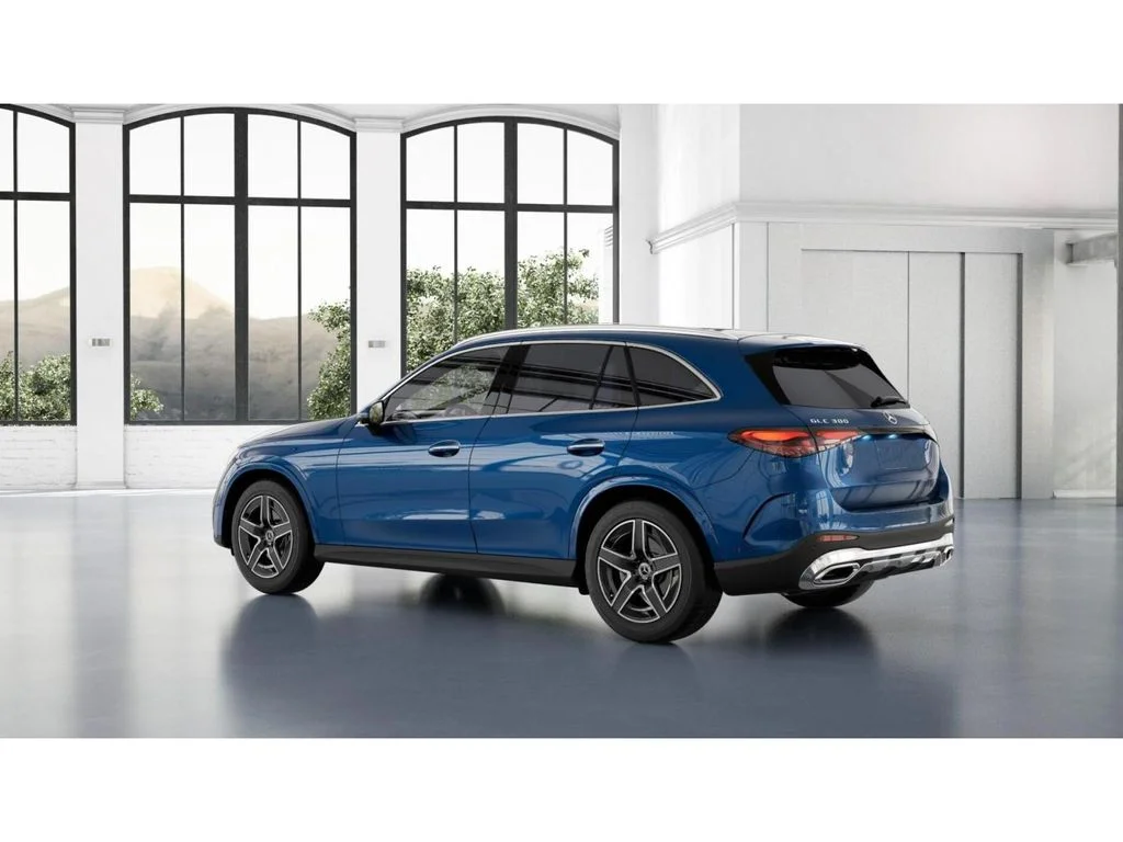 New 2027 Blue Mercedes-Benz GLC 300 image 30