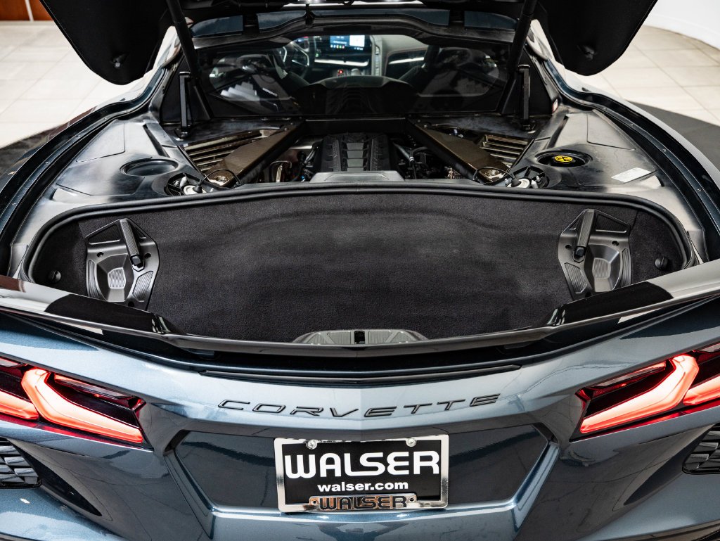 Used 2020 Shadow Gray Metallic Chevrolet Stingray image 20