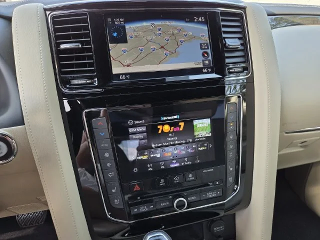 Used 2021 Moonstone White INFINITI Sensory image 9