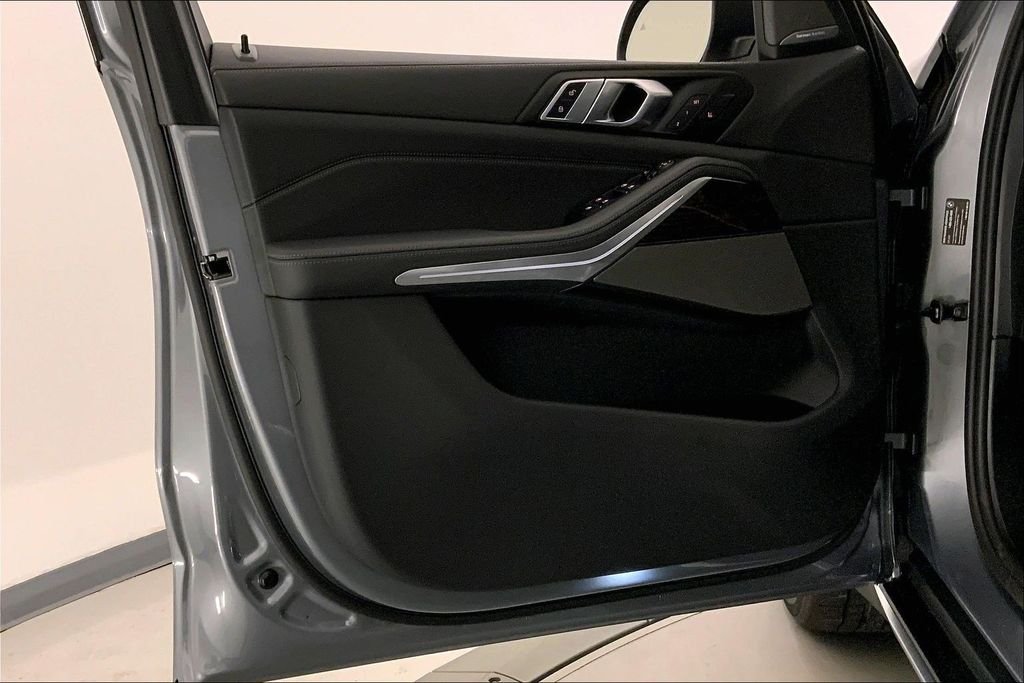 Certified Used 2026 Skyscraper Grey Metallic BMW  image 24