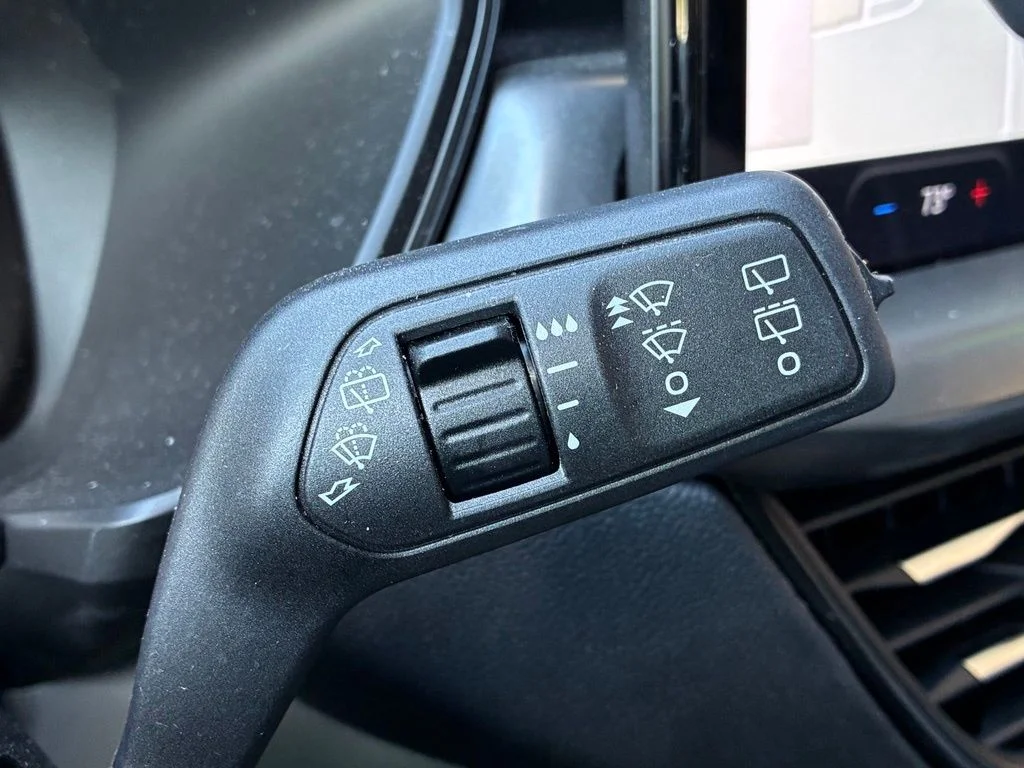 Used 2024 Blue Ford Base image 35