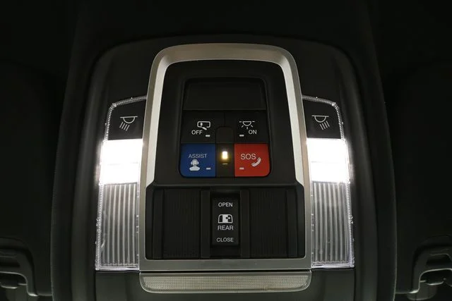 Used 2020 Silver Ram Sport image 36