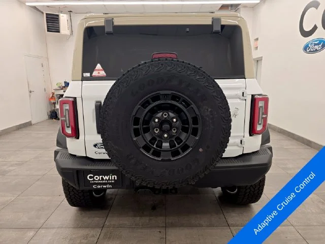 New 2026 Oxford White Ford Badlands® image 4